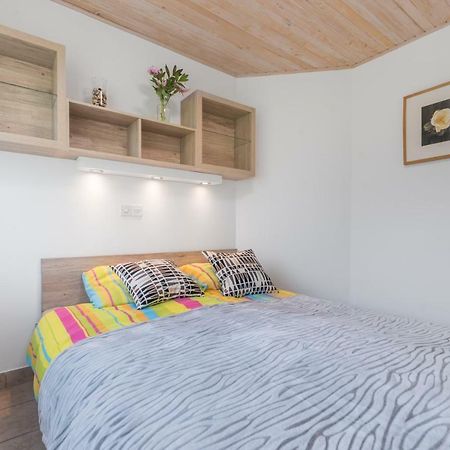 Apartment - Speleo Camp Logatec Eksteriør billede