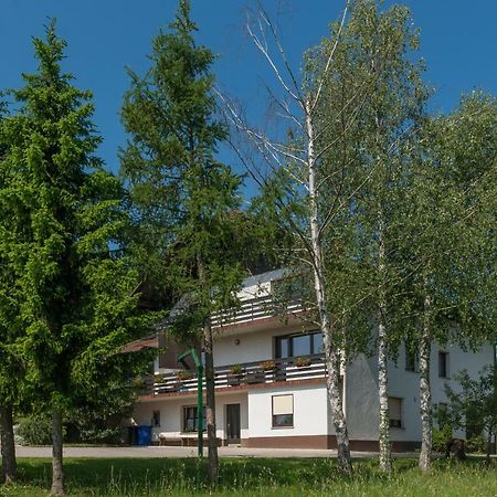 Apartment - Speleo Camp Logatec Eksteriør billede